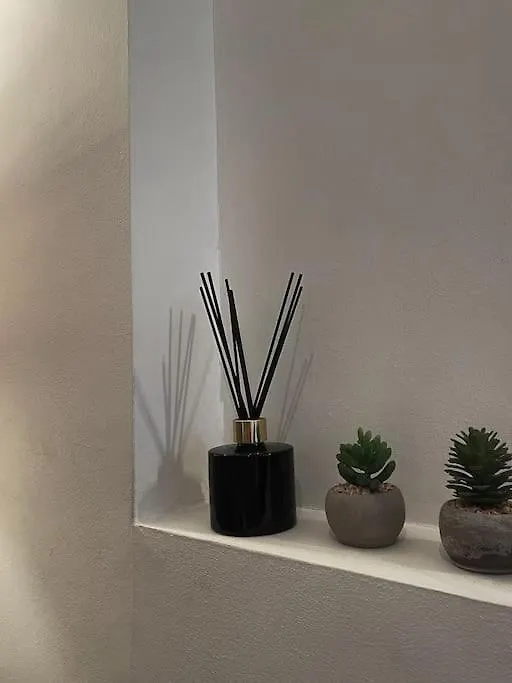 Apartment Chic Apt Sleeps Up To 4 Guests In Heart Of London Bridge