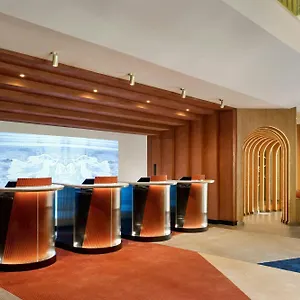 Montcalm East, Autograph Collection מלון